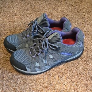 Columbia Women's Gray and Purple Athletic Shoes